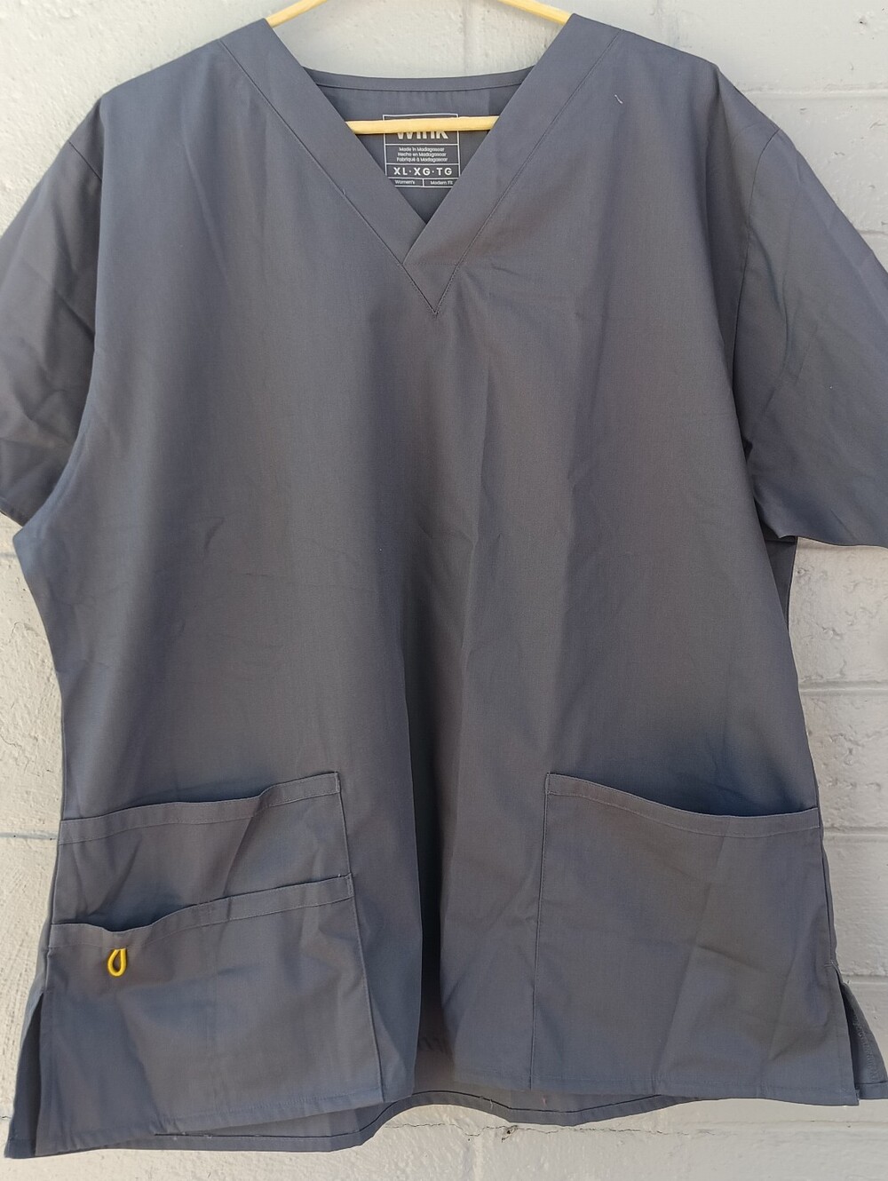 Wink Women’s V-Neck Utility Medical Scrub Top Pewter Slate Blue Size XL NWT